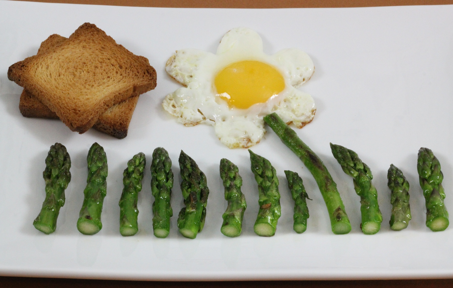  - 1397-cwr fried egg asparagus - 1500